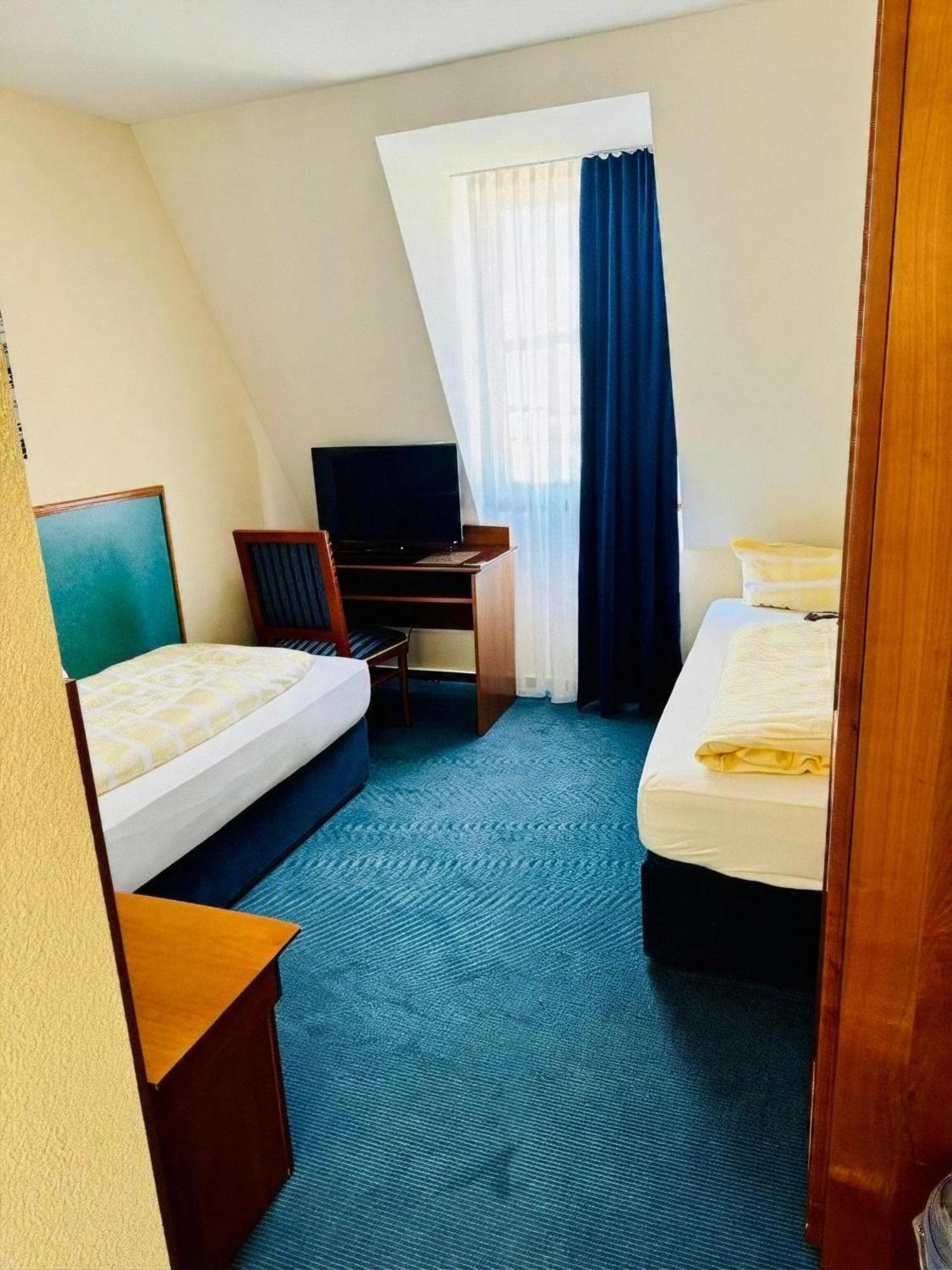 Hotel Am Bayrischen Platz Leipzig Phòng bức ảnh